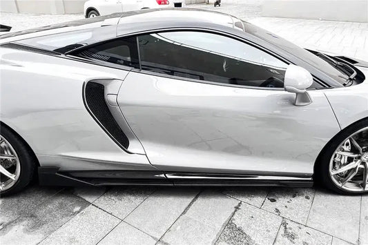 McLaren GT – Carbon Fiber Side Skirt Extensions