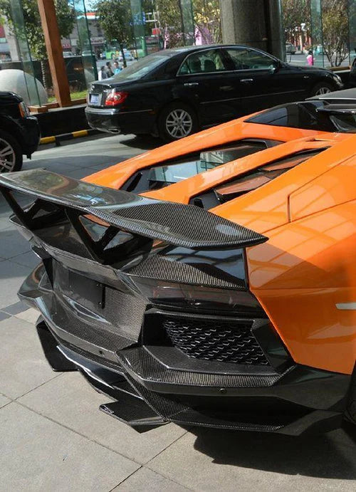 Lamborghini Aventador – Carbon Fiber Wing with Base Panel