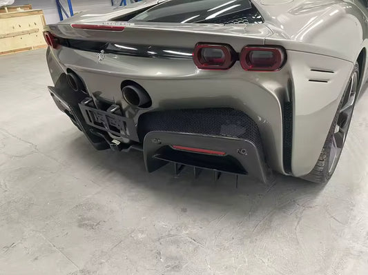 Ferrari SF90 - Carbon Fiber Rear Diffuser