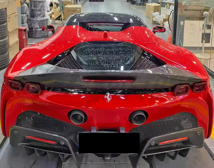 Ferrari SF90 - Carbon Fiber Rear Diffuser