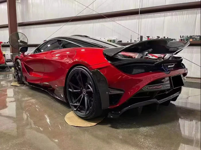 McLaren 720S - Full Carbon Fiber R Style Rear Bumper with Undertray Diffuser