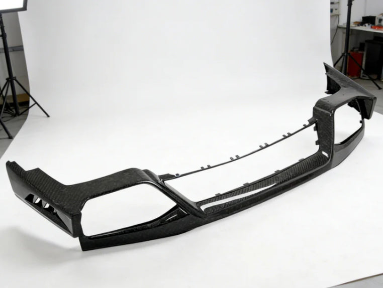 Nissan GT-R R35 (2017–2023) – OEM Style Carbon Fiber Rear Diffuser