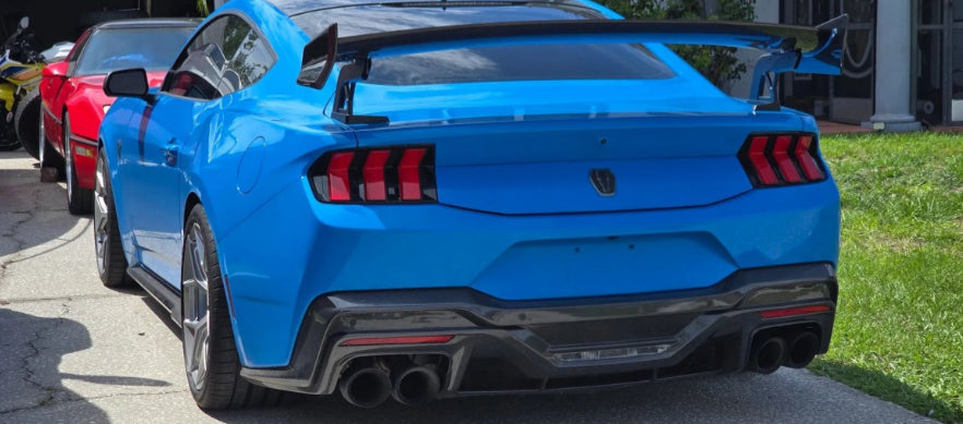 Ford Mustang 2024 – Super Snake Style Carbon Fiber Rear Spoiler High Wing