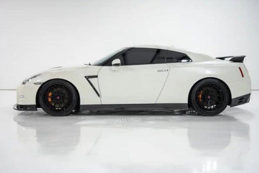 Nissan GTR - Carbon Fiber Side Skirt Extension