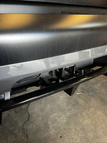 BMW X7 G07 (2019–2026) - Gloss Black ABS Rear Diffuser