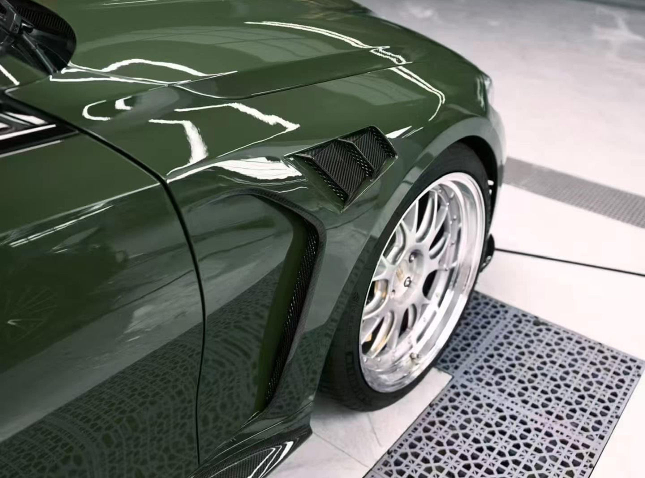 BMW G80 M3 & G82 M4 – AN Style Carbon Fiber Front Fenders