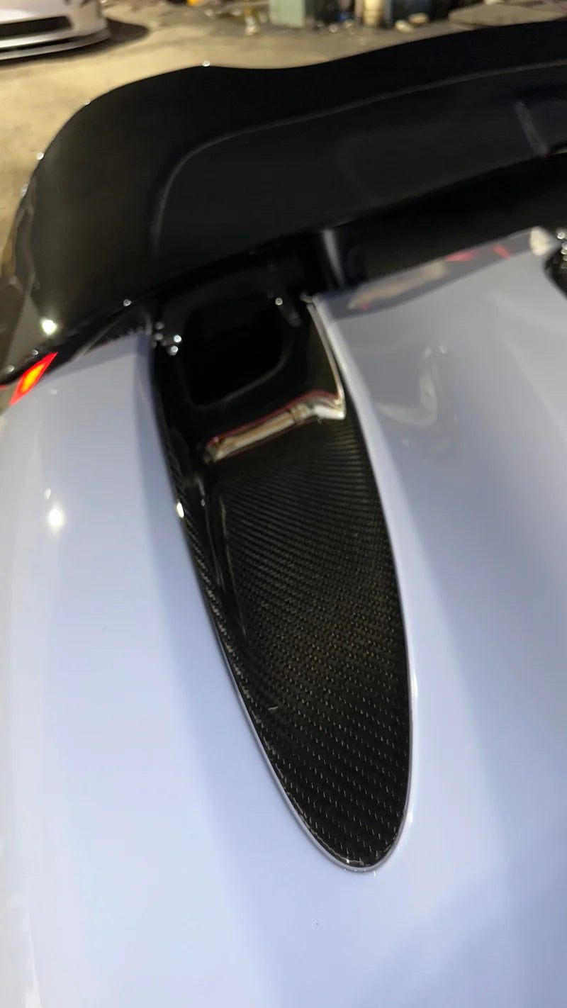 McLaren 720S - Dry Carbon Fiber Rear Fender Air Intake Vent