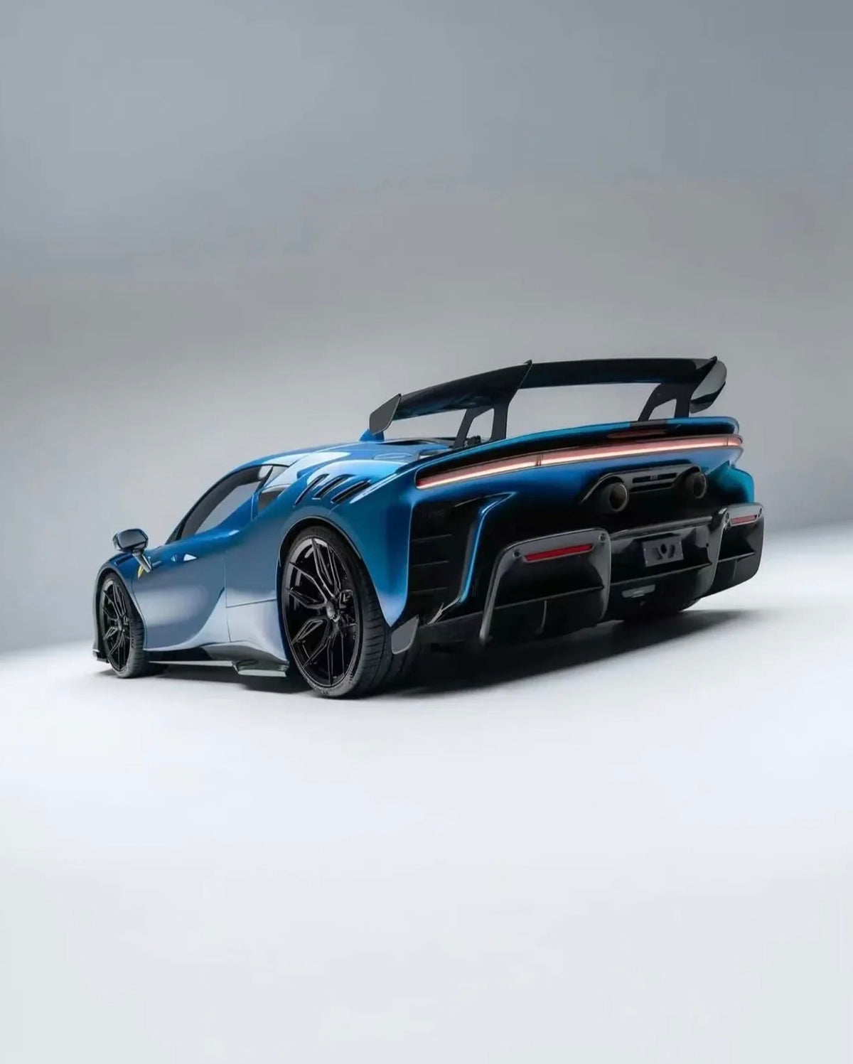 Ferrari SF90 - SF90XX Style Prepreg Dry Carbon Fiber Rear Wing