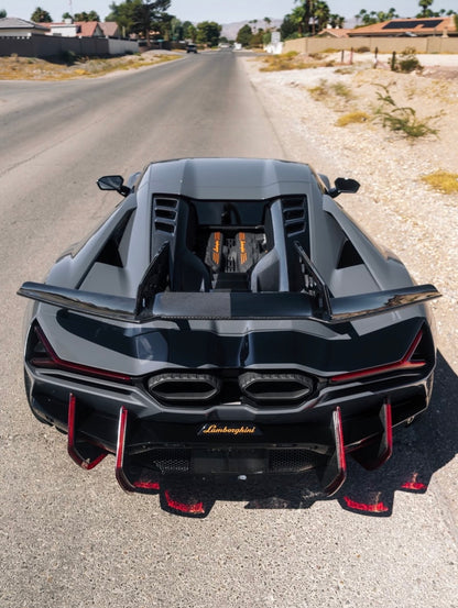 Lamborghini Revuelto – DK Style Carbon Fiber LED Rear Bumper Diffuser Canards