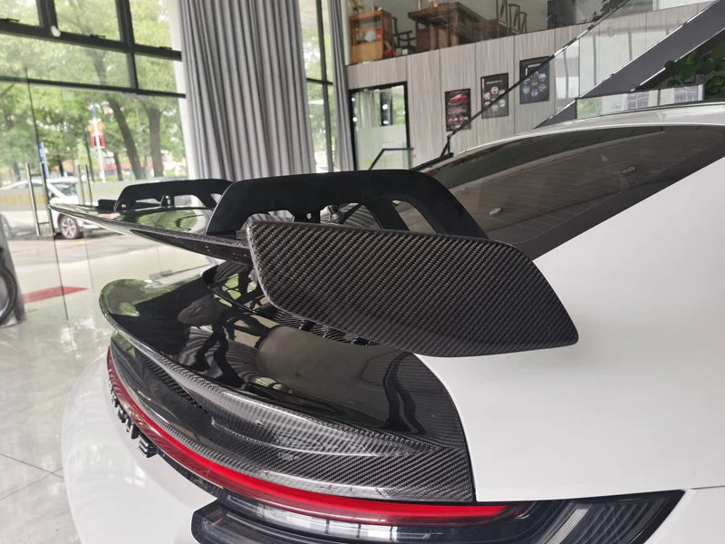 Porsche 911 / 992 – GT3 Style Carbon Fiber Wing & Base