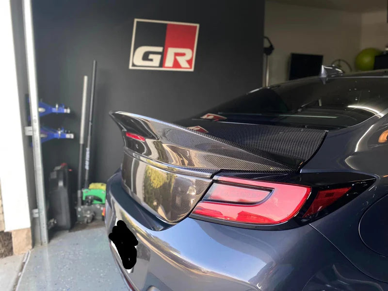 Toyota GR86 / Subaru BRZ – Carbon Fiber Rear Trunk with Ducktail