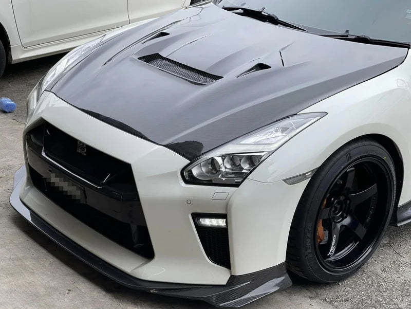 Nissan GT-R R35 - VRS Style Carbon Fiber Hood Bonnet