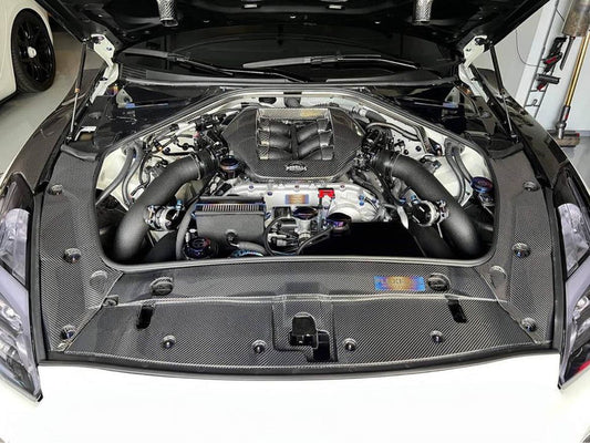 Nissan GTR R35 – OEM Style Carbon Fiber Engine Cover
