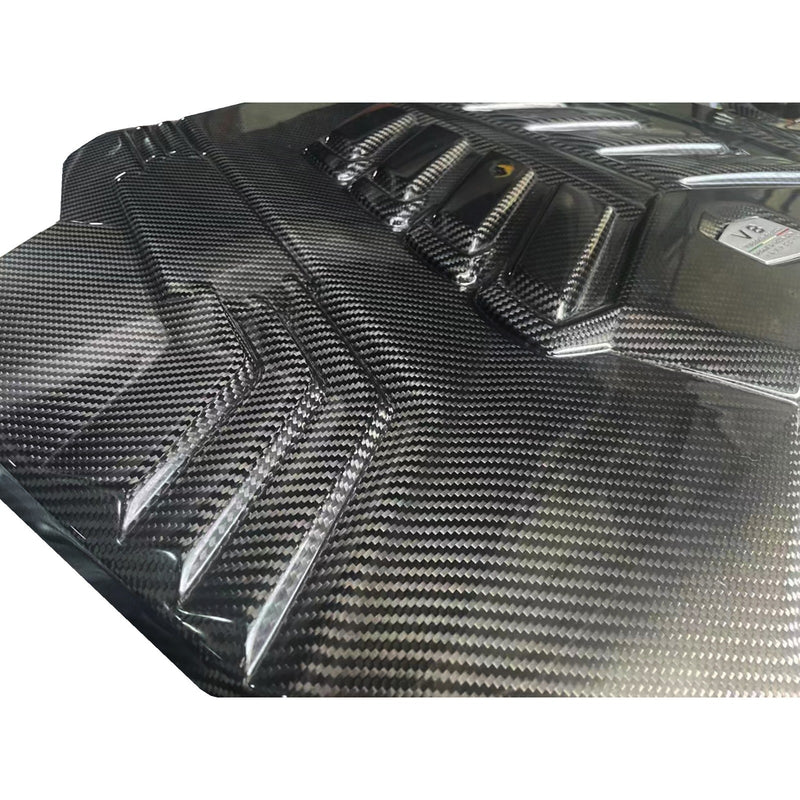 Lamborghini Urus - Dry Carbon Fiber Engine Bay Cover