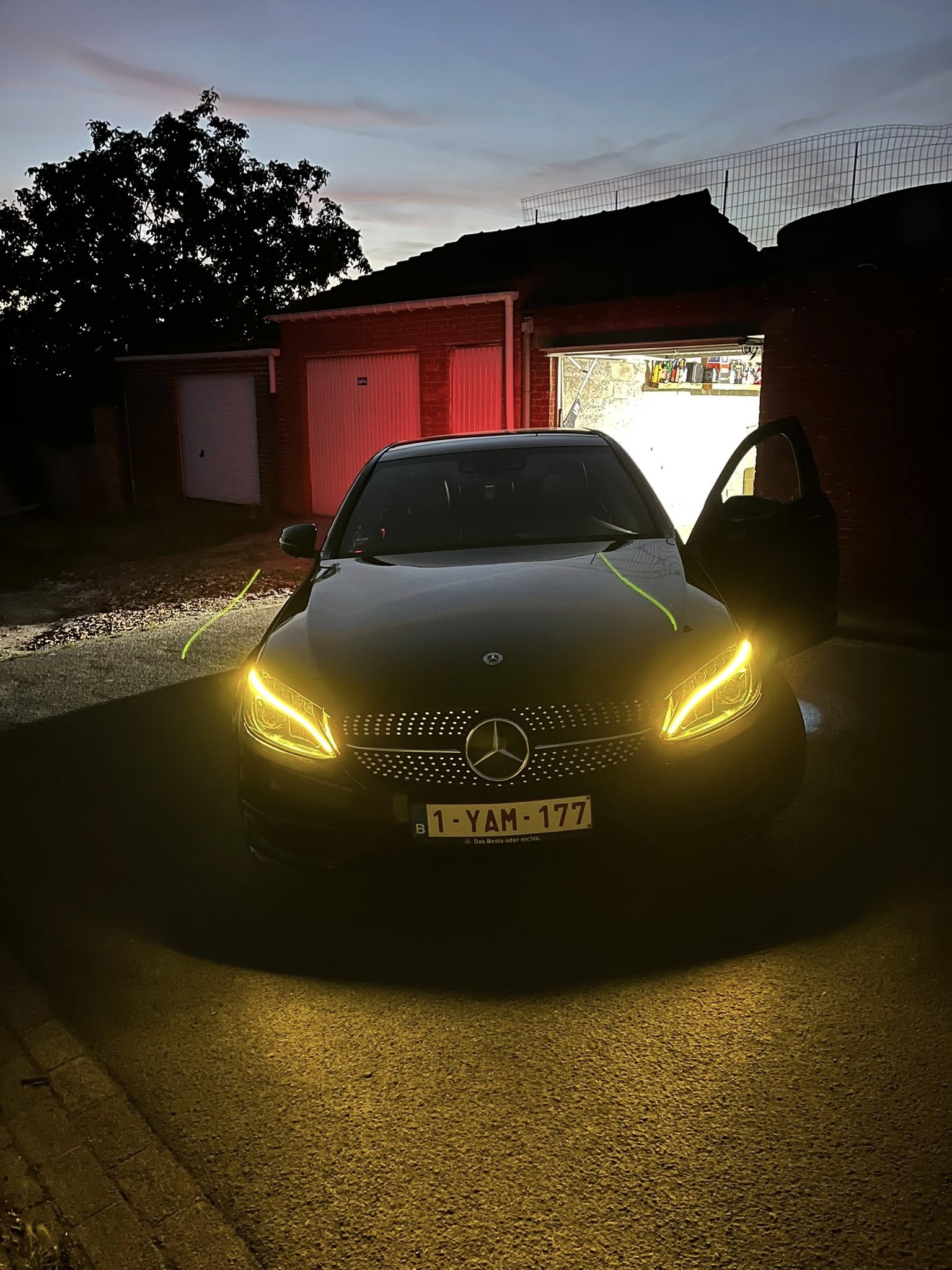 Mercedes-Benz C205 2016–2019 – Yellow Headlight LED Board