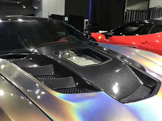 Corvette C7 – Carbon Fiber Vented Transparent Hood