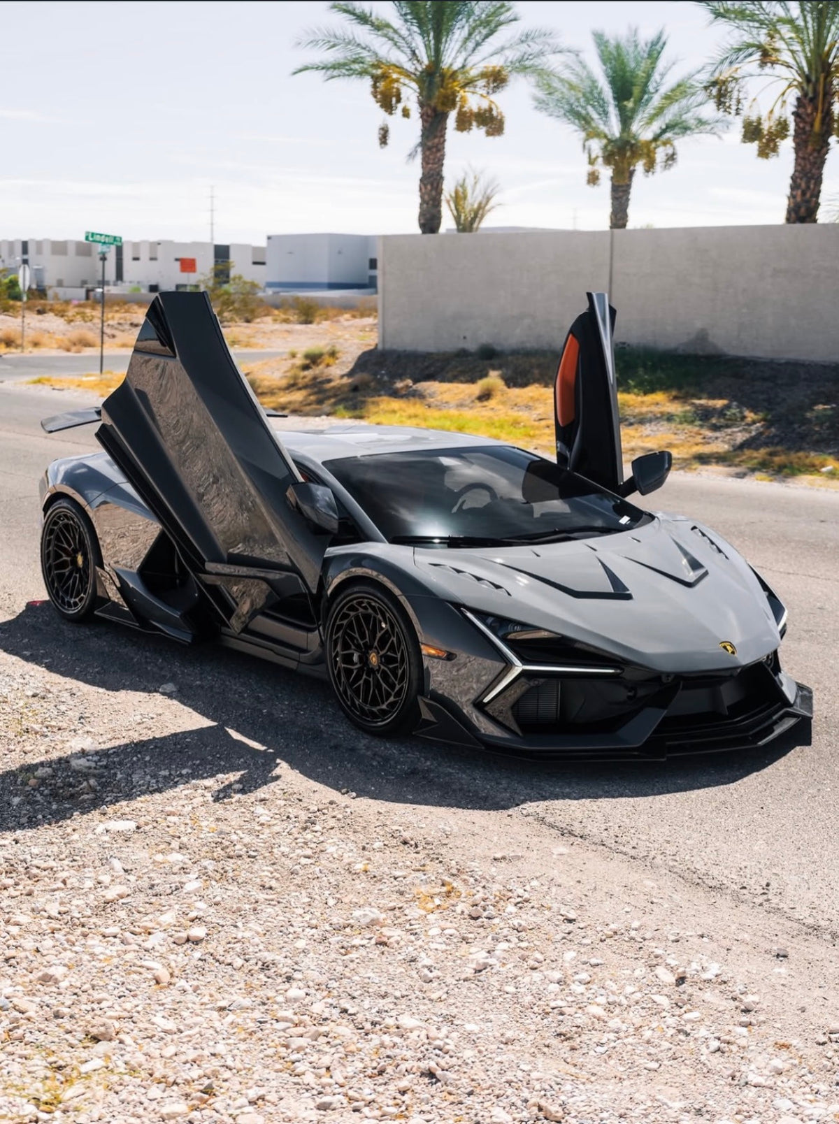 Lamborghini Revuelto – DK Style Carbon Fiber Front Lip