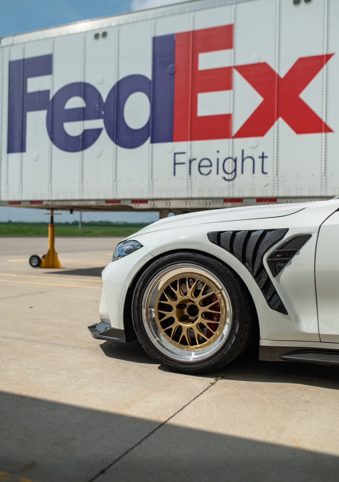 BMW G80 M3 / G82 G83 M4 - Carbon Fiber Vented Front Fenders V2