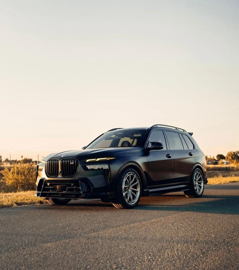 BMW X7 G07 (2019–2026) - Gloss Black ABS Side Skirt Extensions
