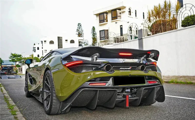 McLaren 720S - Carbon Fiber Finned F1 Brake Light Diffuser