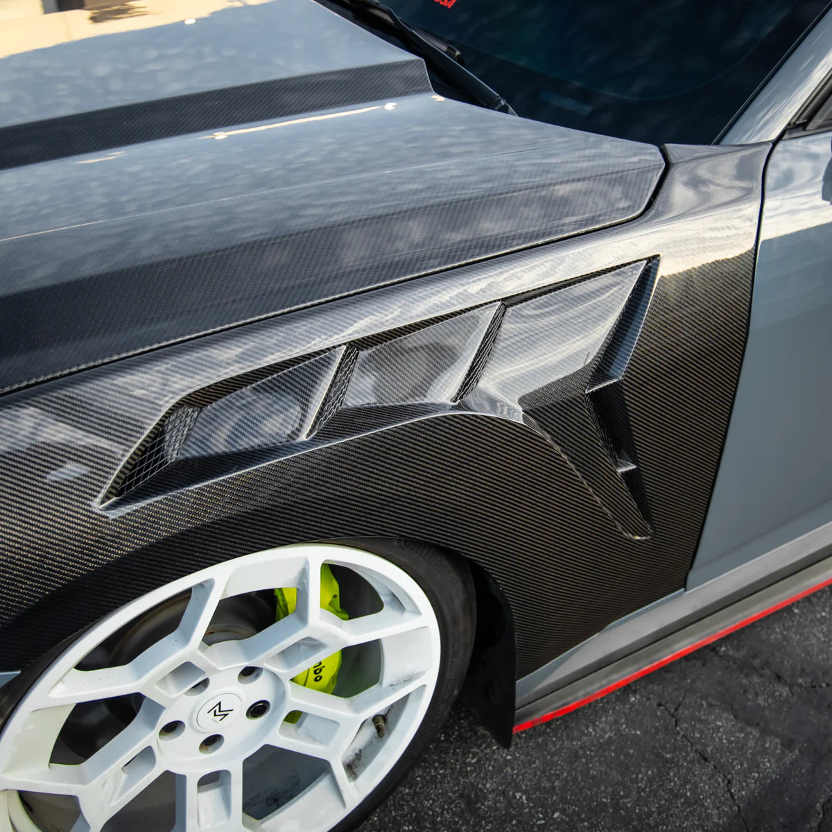 Ford Mustang S650 GTD – Carbon Fiber Vented Fenders