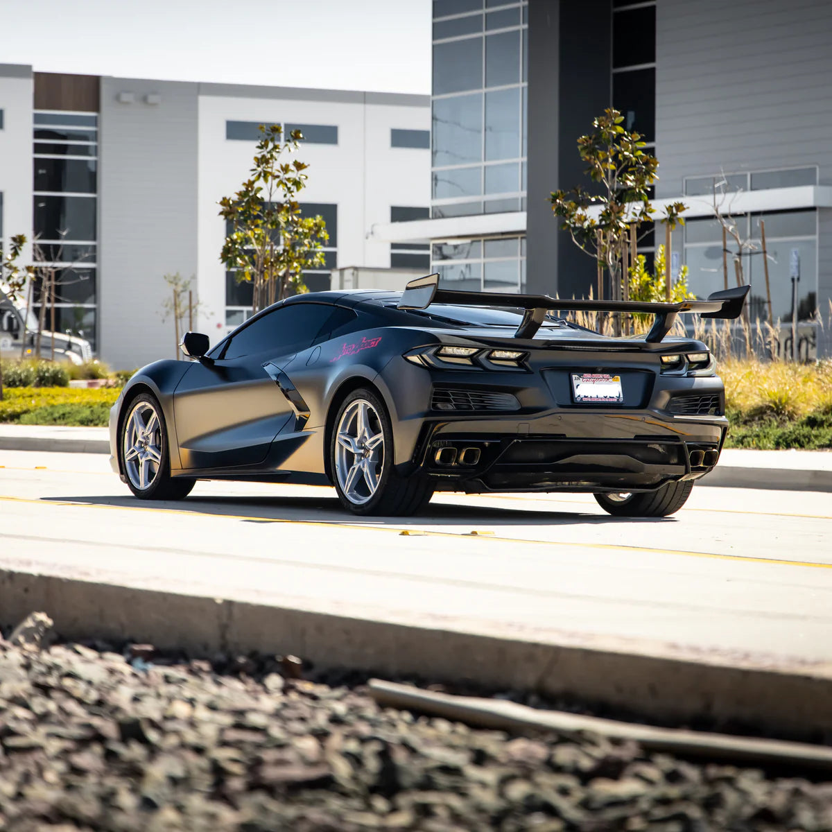 Corvette C8 – Prepreg Carbon Fiber ZR1 Style Rear Wing