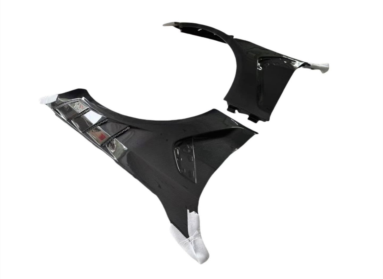 BMW G80 M3 / G82 G83 M4 - Carbon Fiber Front Vented Fenders