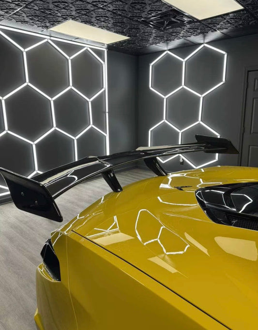 Corvette C8 – Prepreg Carbon Fiber ZR1 Style Rear Wing