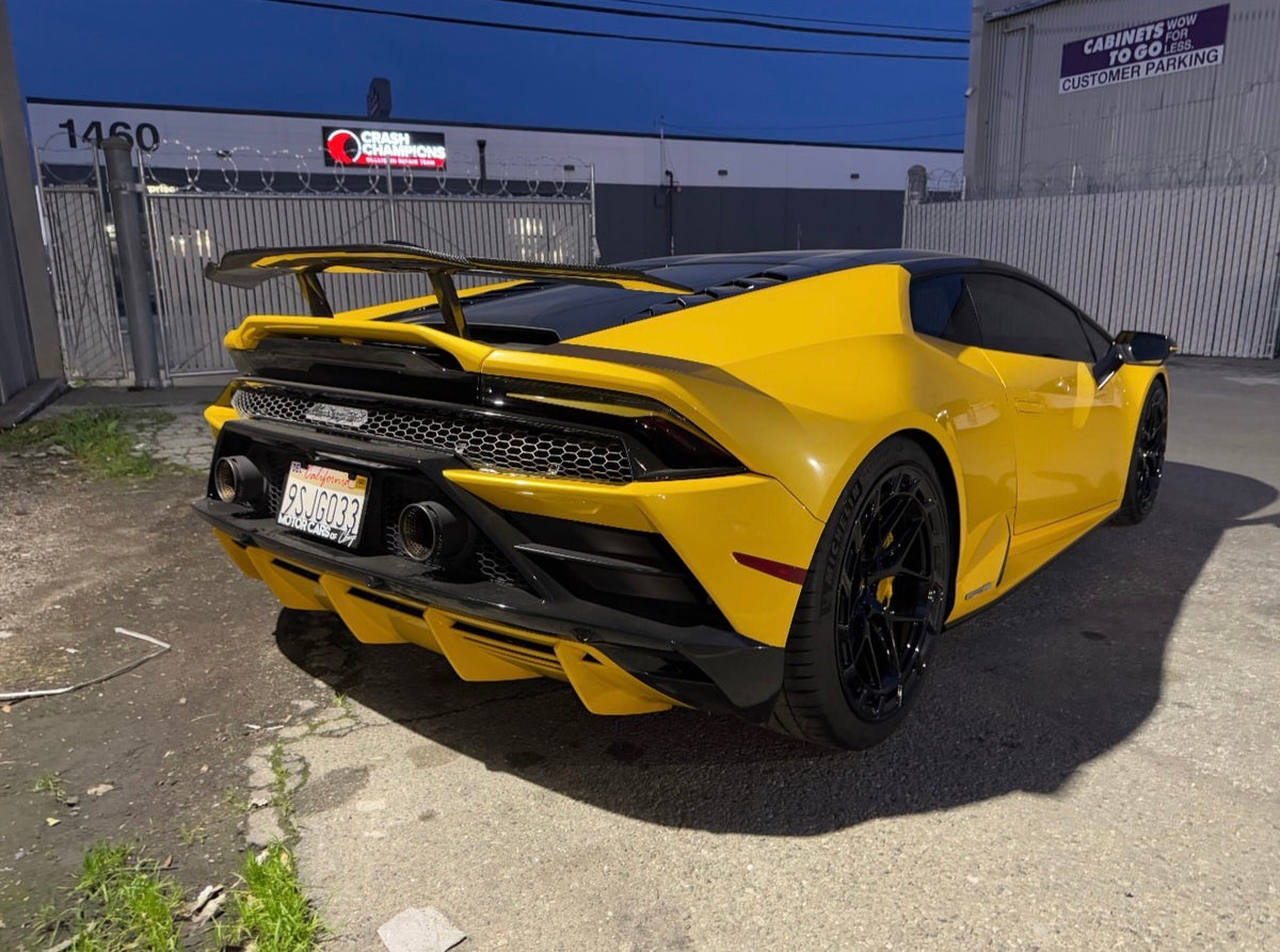 Lamborghini Huracan Evo – Carbon Fiber Wing