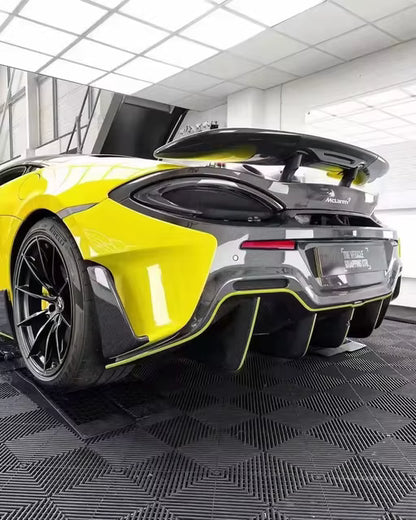 McLaren 540C / 570S / 570GT – Full Carbon Fiber 600LT Style Conversion Body Kit