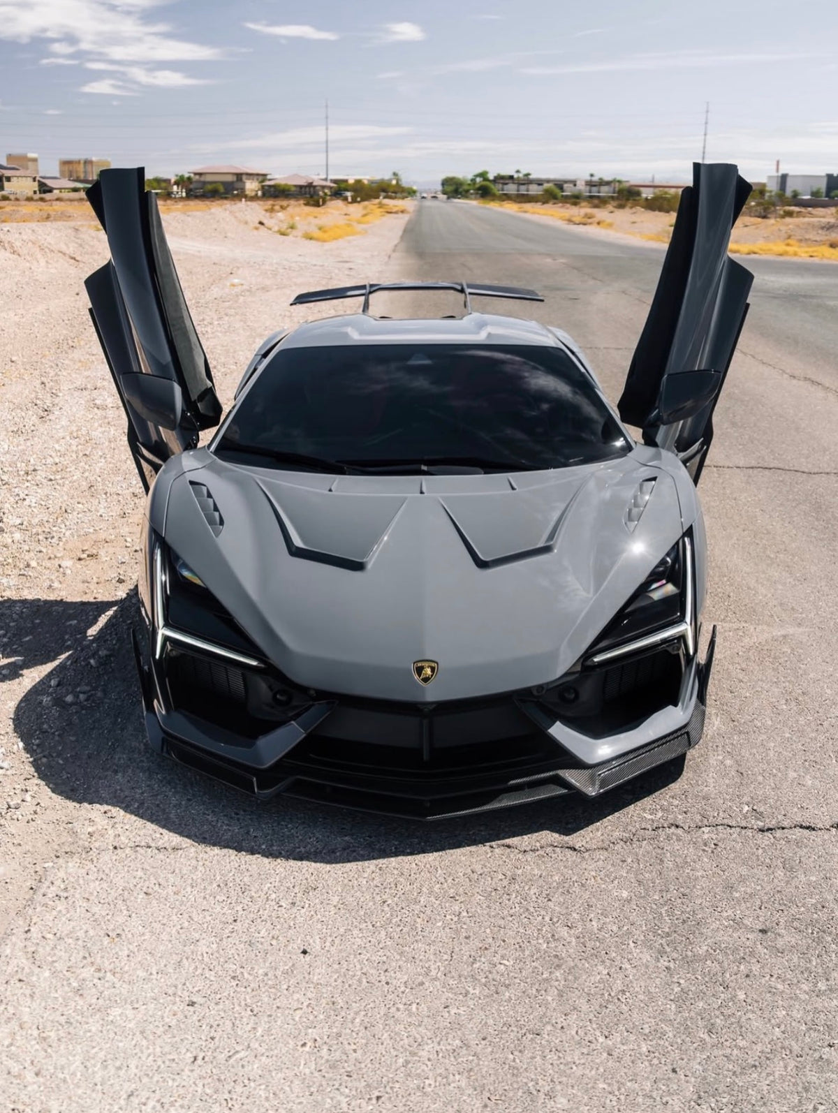 Lamborghini Revuelto – DK Style Carbon Fiber Front Hood