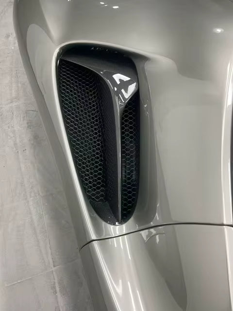 Ferrari SF90 – Carbon Fiber Side Air Duct Vent