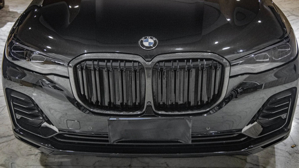 BMW X7 G07 (2019–2026) - Carbon Fiber Front Grille