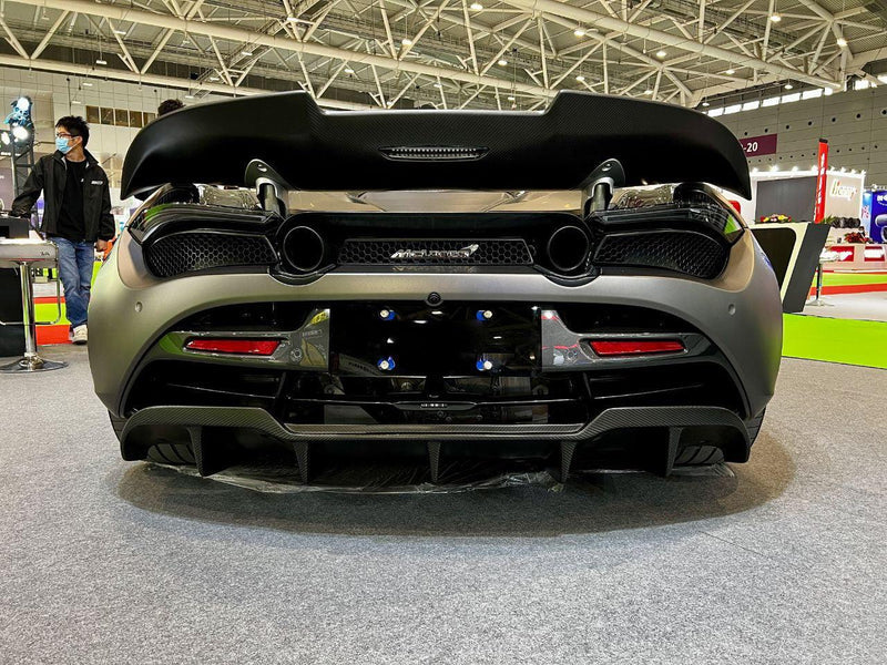 McLaren 720S – Full Carbon Fiber Aero Kit