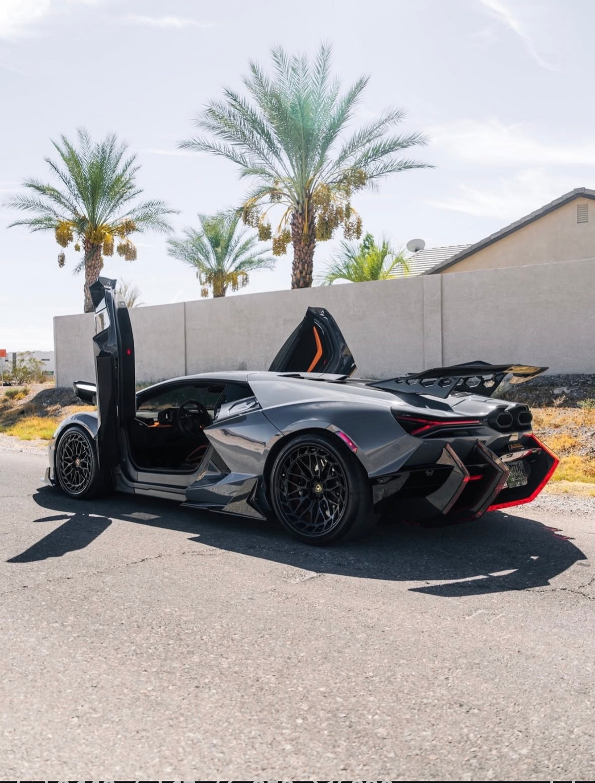 Lamborghini Revuelto – DK Style Carbon Fiber Side Skirts