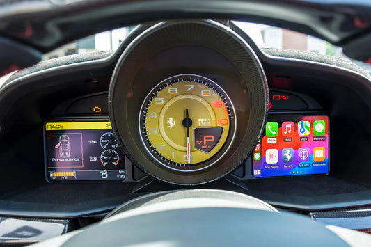 Ferrari 458 - Wireless Apple CarPlay & Android Auto Interface