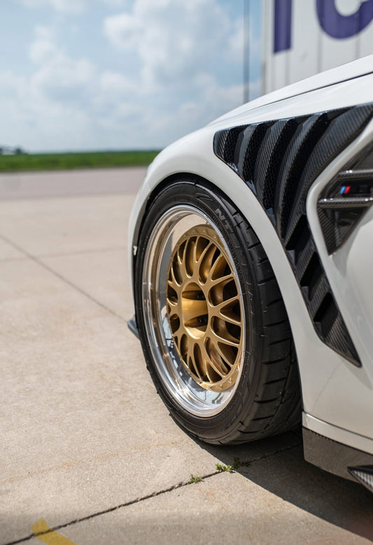 BMW G80 M3 / G82 G83 M4 - Carbon Fiber Vented Front Fenders V2