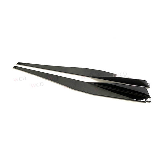 Chevrolet Corvette C8 – Carbon Fiber Side Skirts
