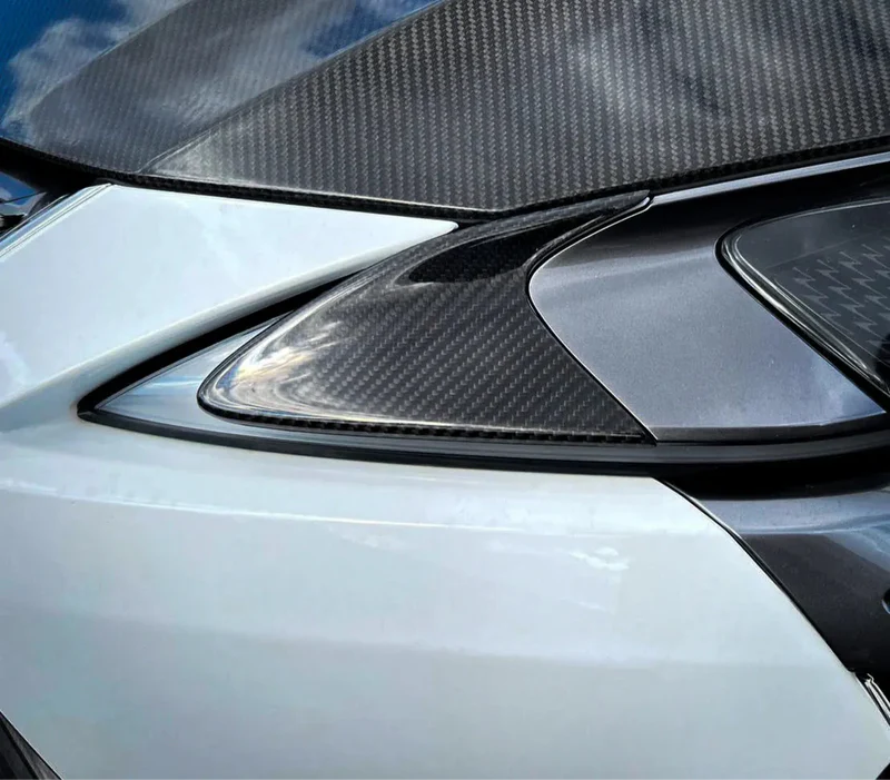 Lexus LC500 – Carbon Fiber Headlight Inner Panel Trim