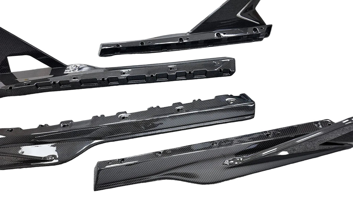 Lamborghini Revuelto – DK Style Carbon Fiber Side Skirts