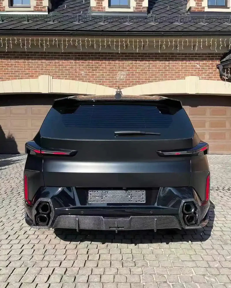 BMW XM – Full Carbon Fiber Body Kit