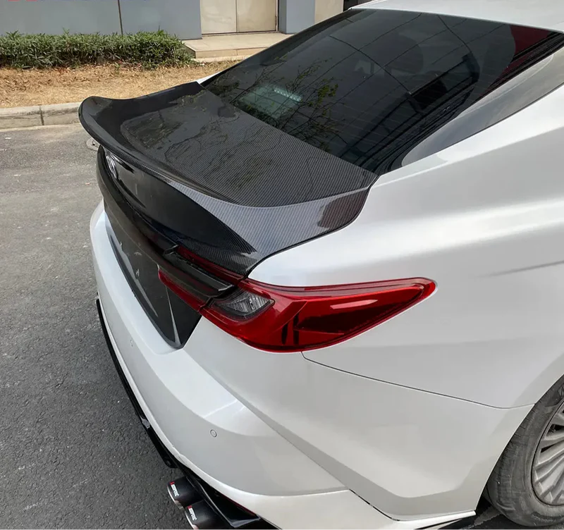 Toyota Camry XV70 (2017–2024) – Carbon Fiber Rear Ducktail Trunk Boot Lid