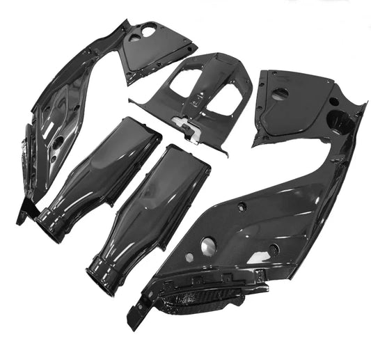 Ferrari 812 - Dry Carbon Fiber Engine Bay Kit
