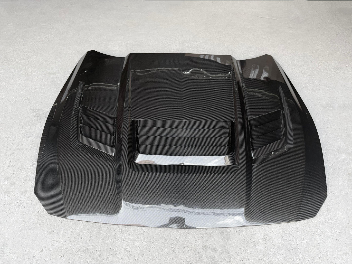 Ford Mustang S650 (2024+) - Shelby Style Real Carbon Fiber Hood