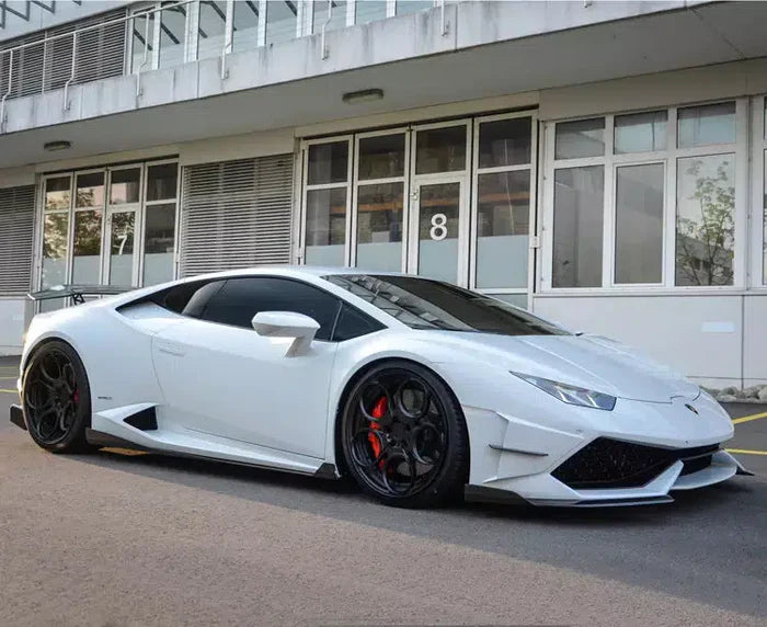 Lamborghini Huracan – Carbon Fiber Side Skirts