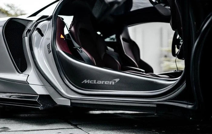 McLaren GT – Carbon Fiber Door Sill Covers
