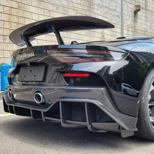Maserati MC20 – Carbon Fiber Rear Finned Diffuser