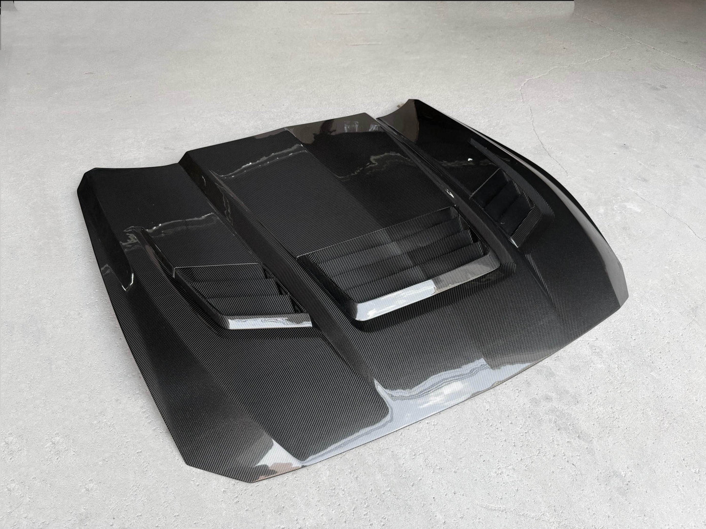 Ford Mustang S650 (2024+) - Shelby Style Real Carbon Fiber Hood