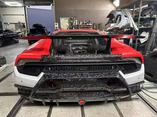 Lamborghini Huracan – Performante Style Full Conversion Kit