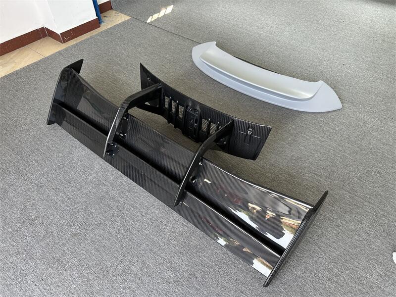 Porsche 992 Carrera (2020+) – Carbon Fiber / FRP GT3RS Style Wing